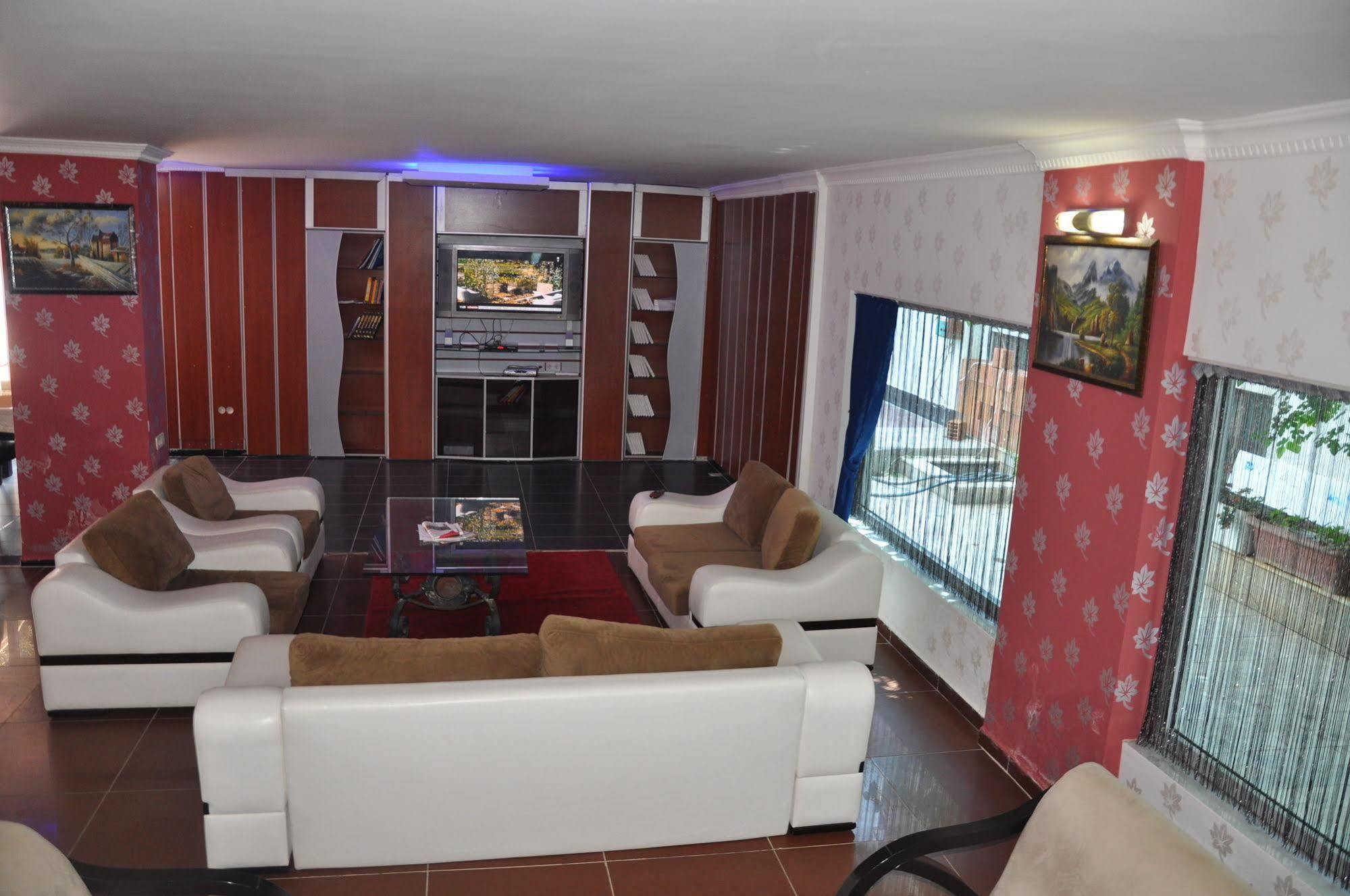 Antalya Madi Hotel ภายนอก รูปภาพ